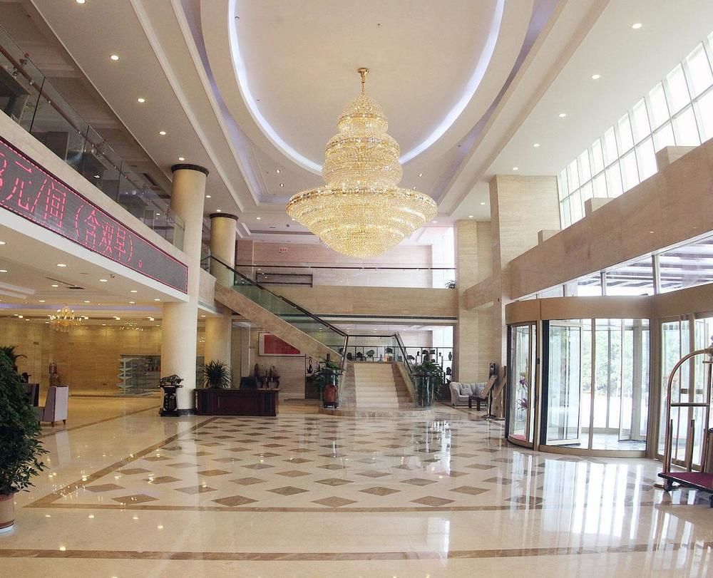 Weishi International Hotel Qing Zhou Buitenkant foto